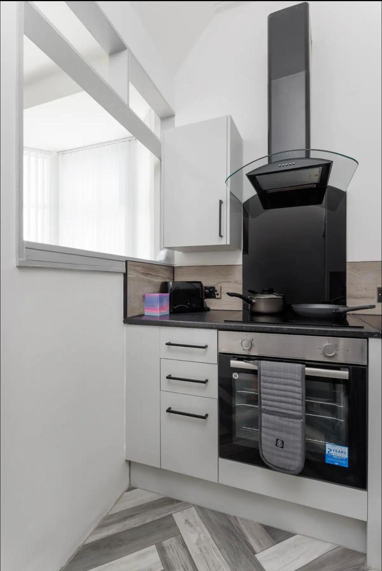 Residency Apartments Liverpool Luaran gambar